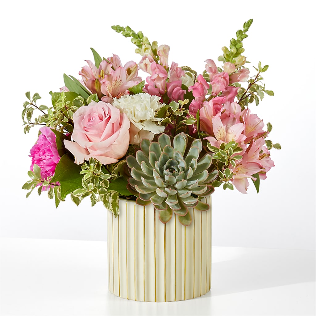 Magenta Musings Bouquet – 175 MERCANTILE FLORAL & GIFT, Lake City IA