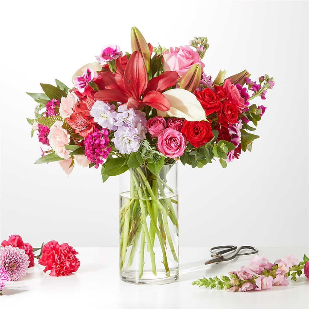 Swooning Over You - A Luxury Florist Original – 175 MERCANTILE FLORAL & GIFT, Lake City IA