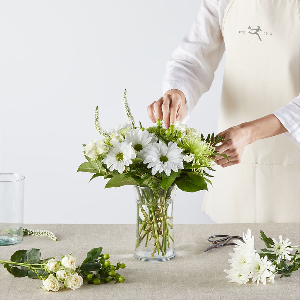 Irish Garden - A Florist Original – 175 MERCANTILE FLORAL & GIFT, Lake City IA