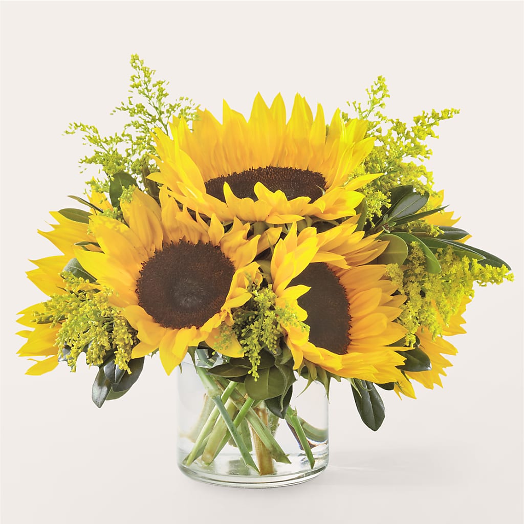 Beaming Sunflower Bouquet – 175 MERCANTILE FLORAL & GIFT, Lake City IA