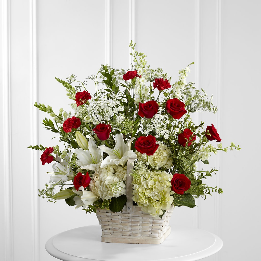 In Loving Memory Arrangement – 175 MERCANTILE FLORAL & GIFT, Lake City IA