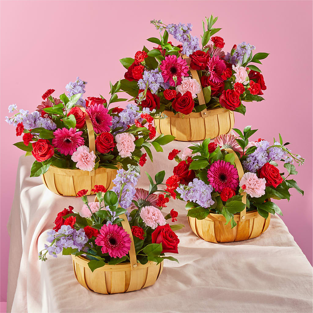 Pink Picnic Basket – 175 MERCANTILE FLORAL & GIFT, Lake City IA