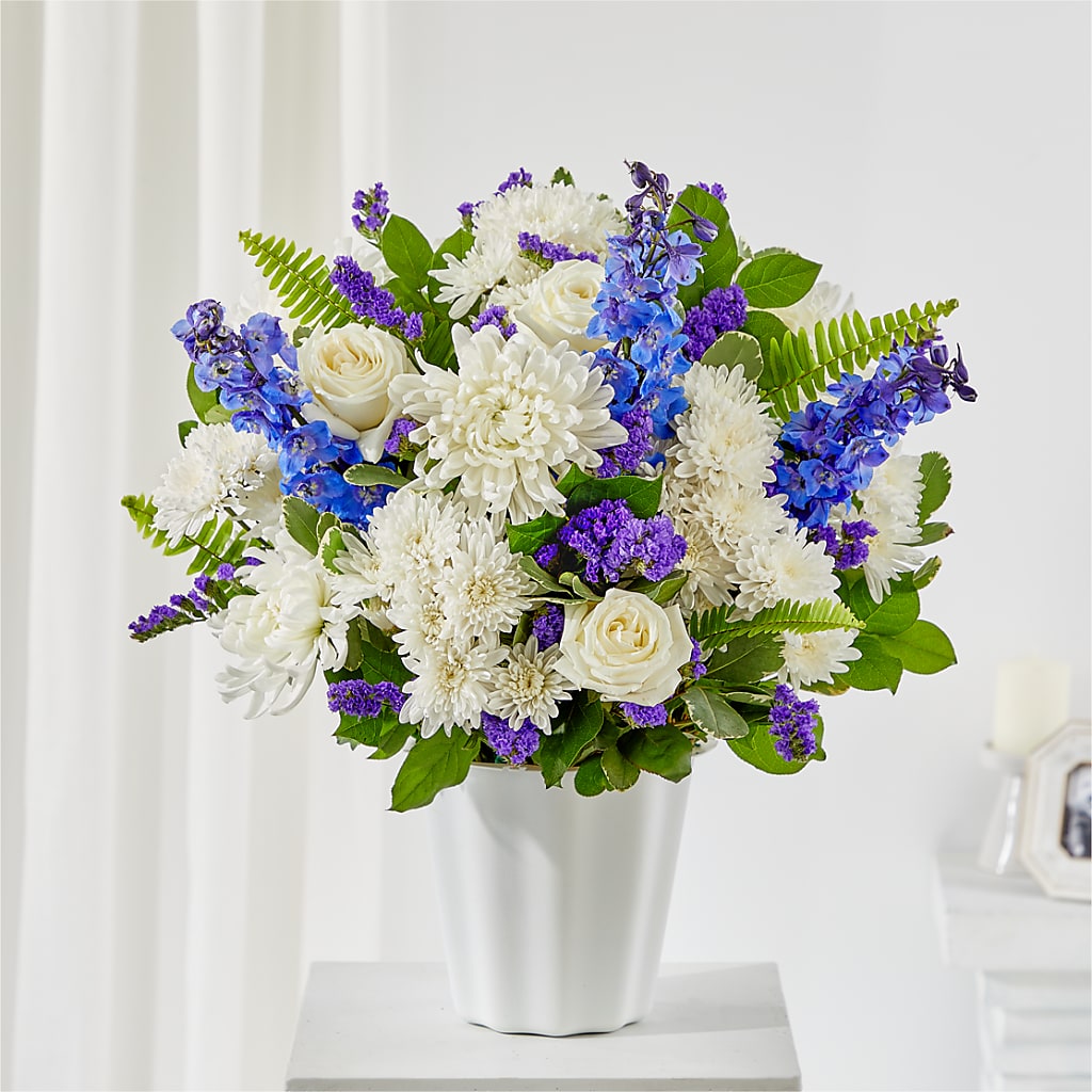 Hold Dear Tabletop Basket – 175 MERCANTILE FLORAL & GIFT, Lake City IA