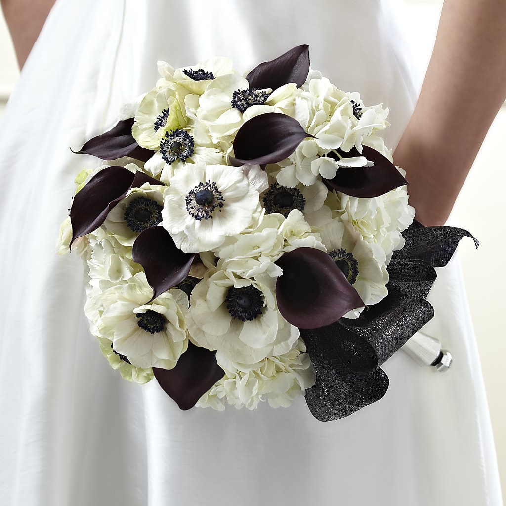 To Have and To Hold Bouquet – 175 MERCANTILE FLORAL & GIFT, Lake City IA