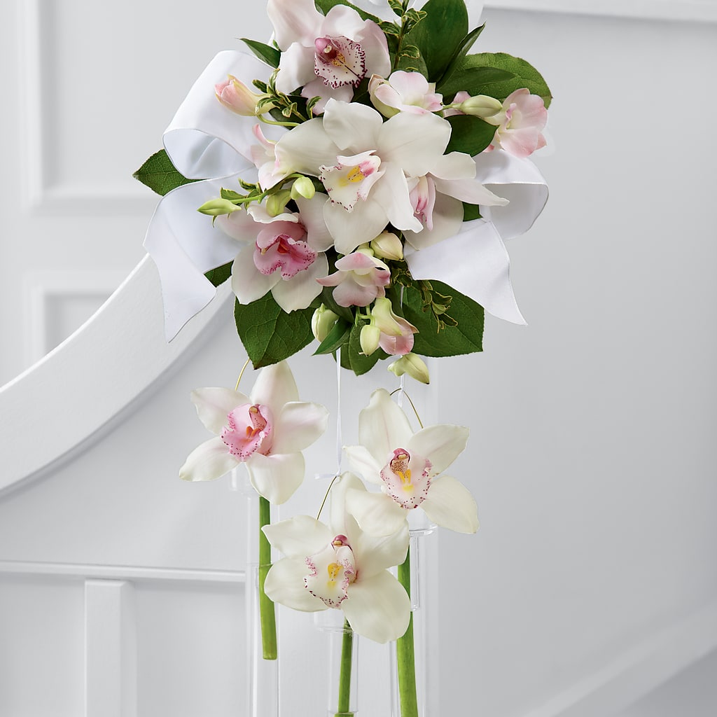 Perfect Entrance Pew Arrangement – 175 MERCANTILE FLORAL & GIFT, Lake City IA