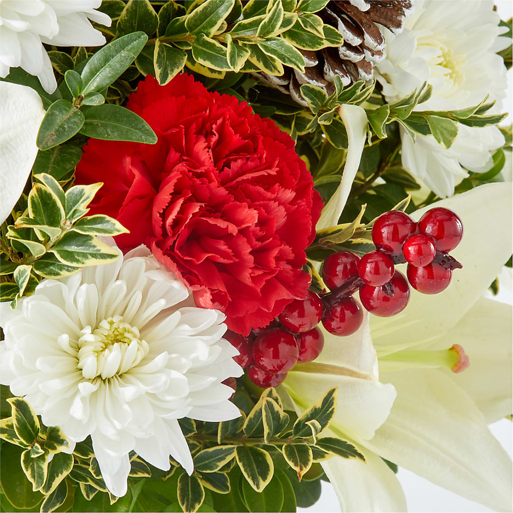 Festive Moments Tree – 175 MERCANTILE FLORAL & GIFT, Lake City IA