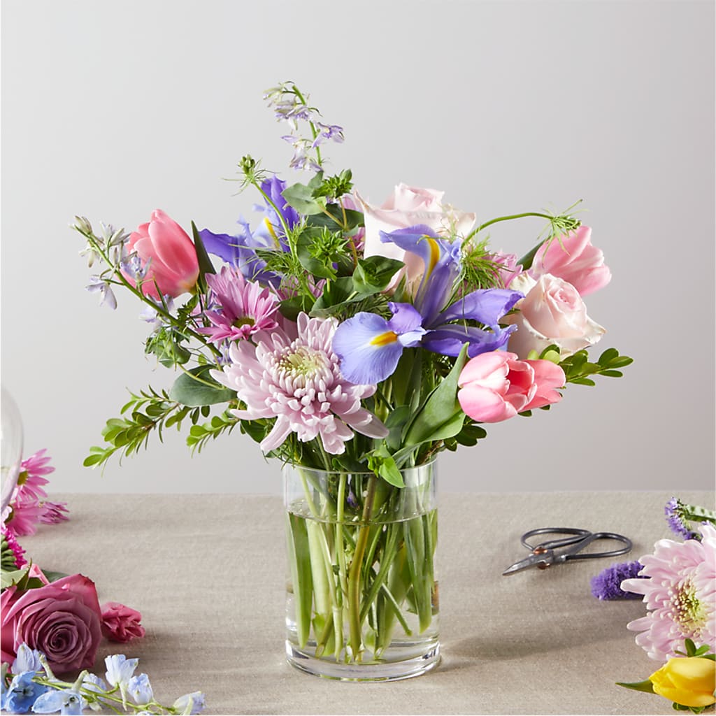 Pastel Tradition - A Florist Original – 175 MERCANTILE FLORAL & GIFT, Lake City IA