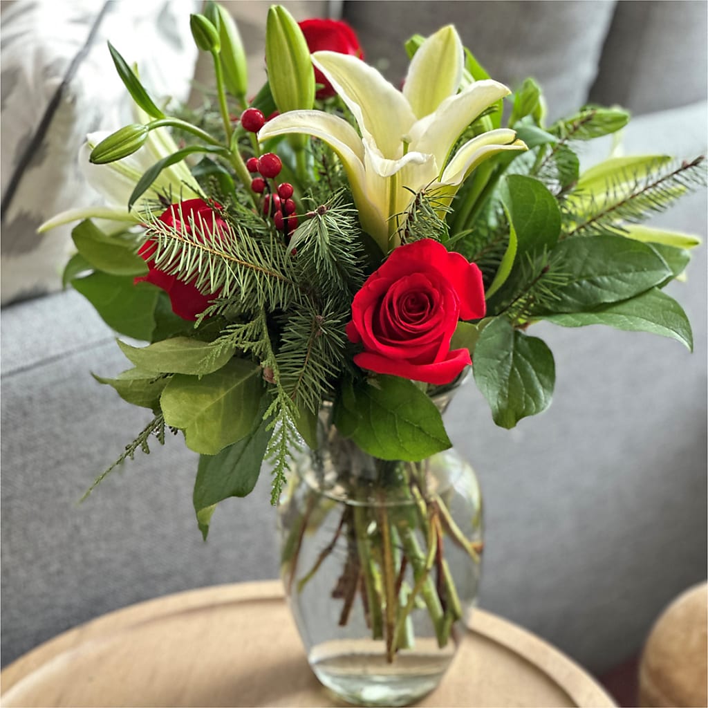Sparkling Snowflakes Bouquet – 175 MERCANTILE FLORAL & GIFT, Lake City IA
