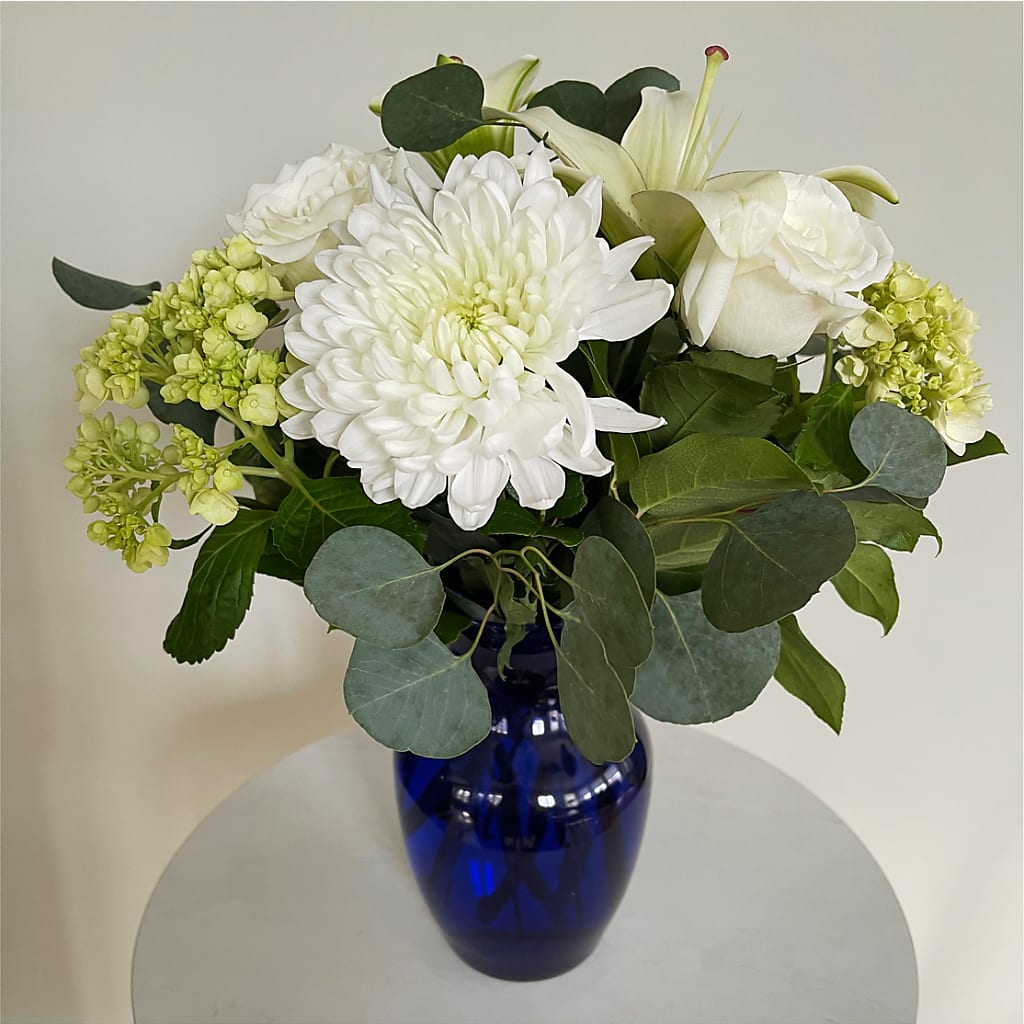 Snowy Dreams Bouquet – 175 MERCANTILE FLORAL & GIFT, Lake City IA