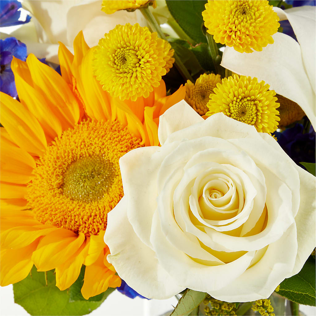 Stargazing Bouquet – 175 MERCANTILE FLORAL & GIFT, Lake City IA
