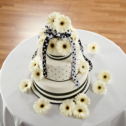 Simple Sophistication Cake Décor – 175 MERCANTILE FLORAL & GIFT, Lake City IA